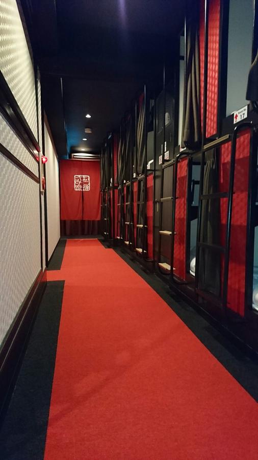 Capsule Hotel Hatagoya Tokyo Esterno foto